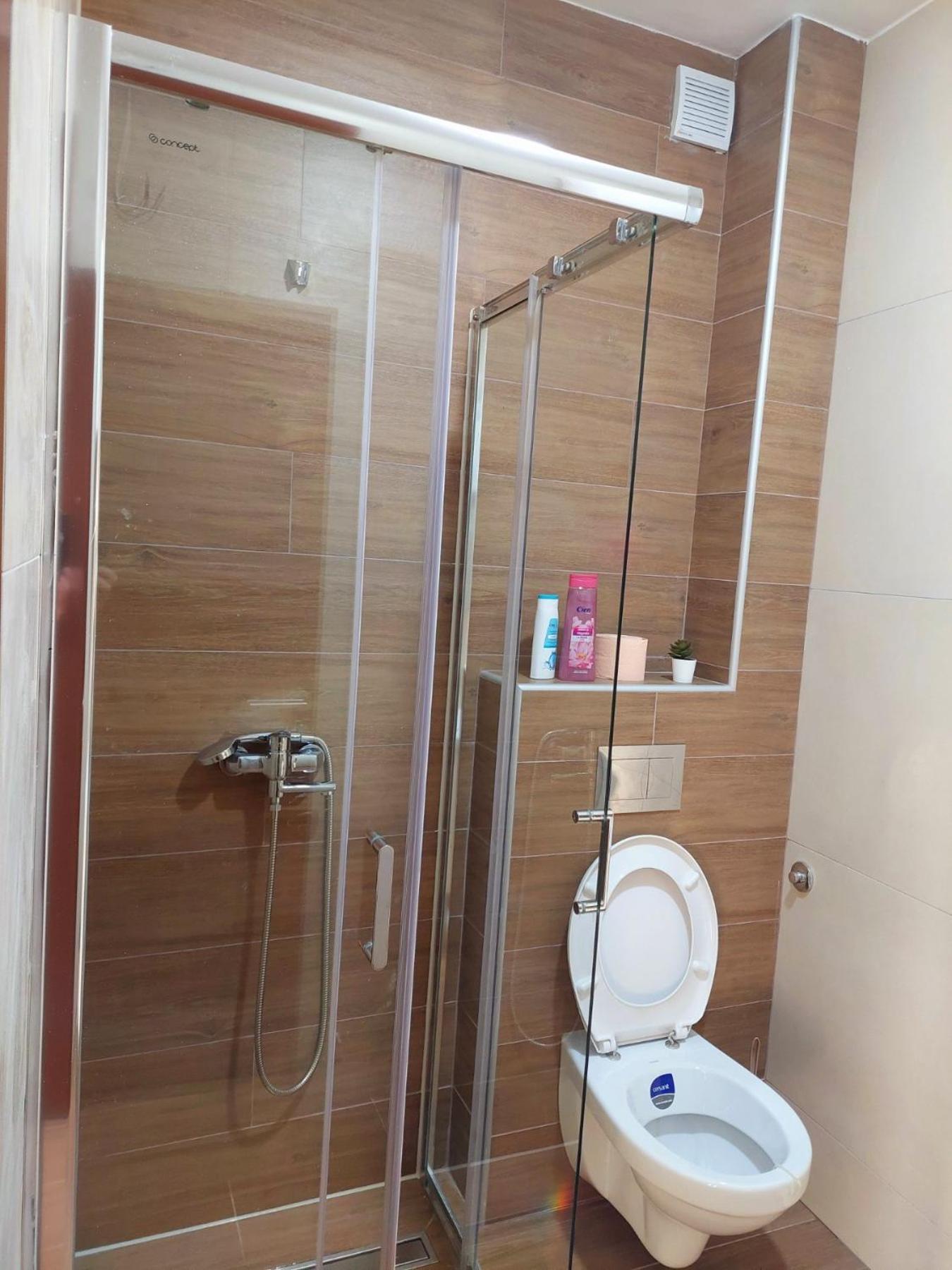 Apartment Divci Tron 9 *